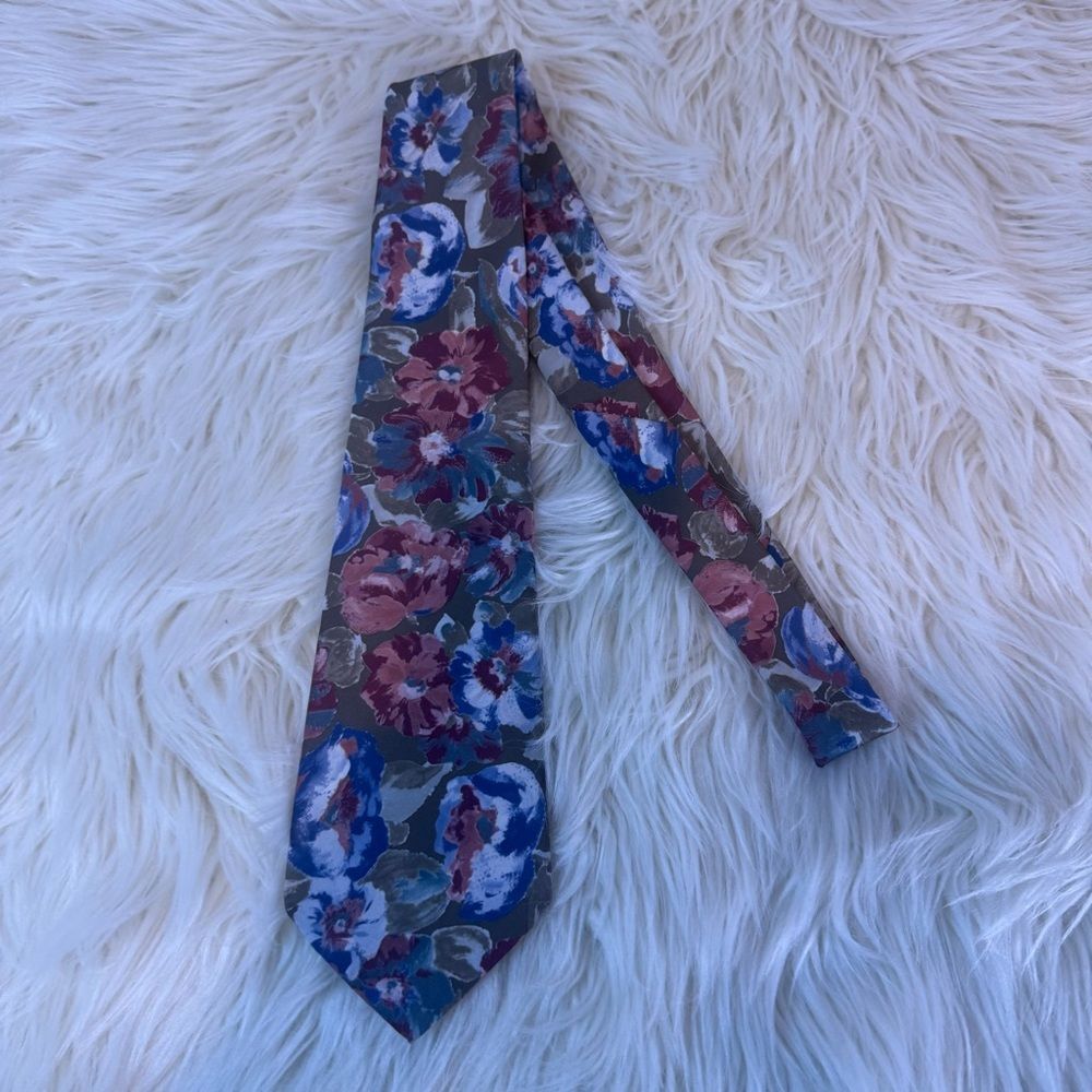 Oleg Cassini Multicolor Floral Tie